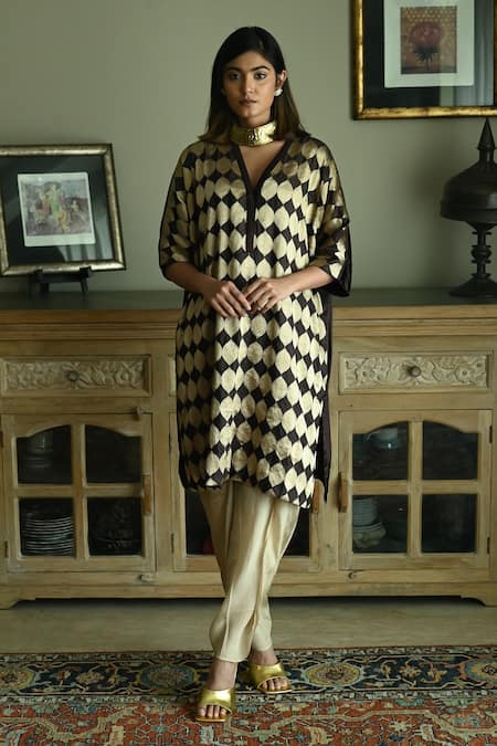 Shorshe Clothing_Brown Satin, Silk, Brocade V-neck Shahi Woven Kaftan And Nandini Dhoti Pant Set _Online_at_Aza_Fashions