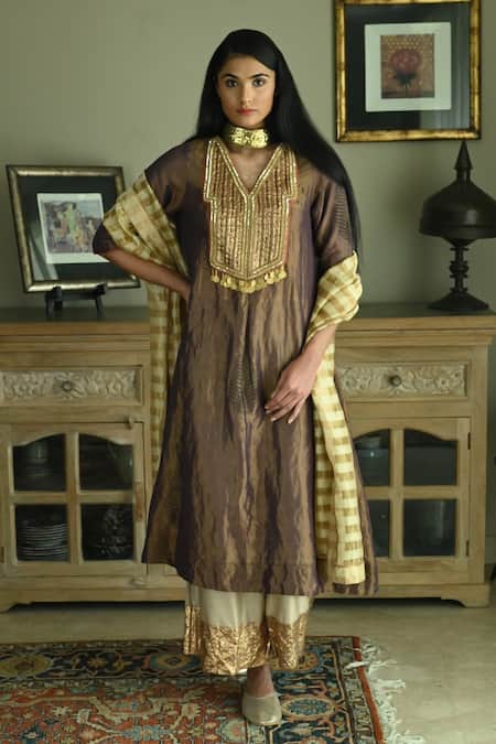 Shop_Shorshe Clothing_Beige Chanderi, Tissue Embroidery Stripe Pattern Dupatta _at_Aza_Fashions