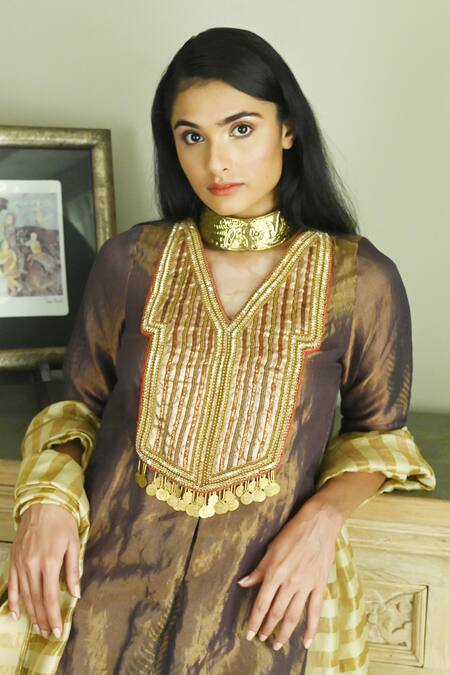 Buy_Shorshe Clothing_Beige Chanderi, Tissue Embroidery Stripe Pattern Dupatta _Online_at_Aza_Fashions