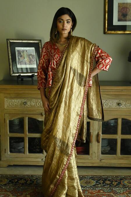 Buy_Shorshe Clothing_Red Brocade Embroidery V-neck Leaf Pattern Blouse _Online_at_Aza_Fashions