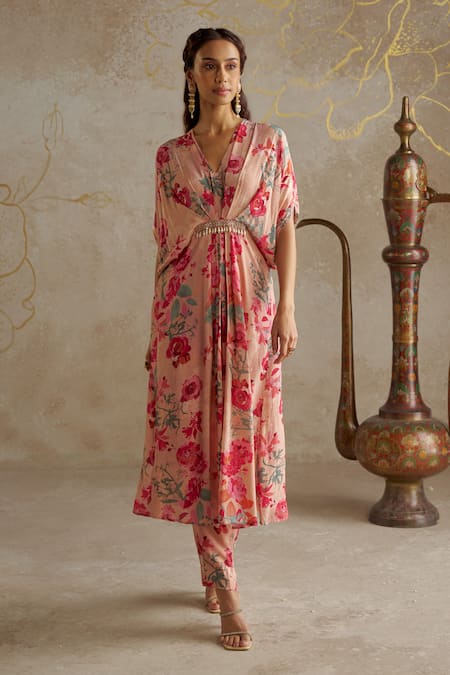 Chhavvi Aggarwal Rose Print Kurta With Pant 