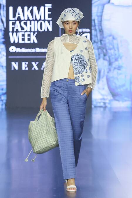 Buy_EK Katha_Blue Cotton Embroidery Floral Patchwork V Neck Vest And Pant Set 