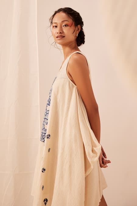 EK Katha_Off White Cotton Embroidery, Patchwork V-neck Batik Print Dress_Online_at_Aza_Fashions