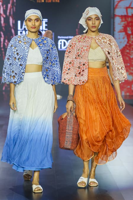 EK Katha_Orange Linen Printed Batik Round Cape _Online_at_Aza_Fashions