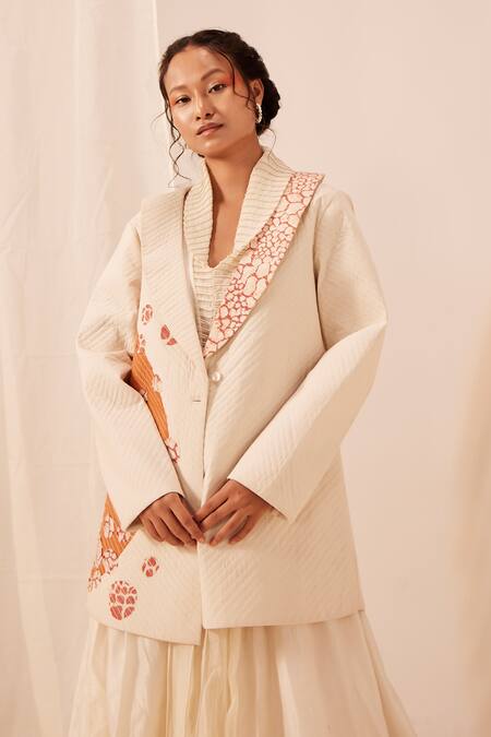 Buy_EK Katha_Off White Handloom Cotton Embroidery Quilted Blazer And Pant Set _Online_at_Aza_Fashions