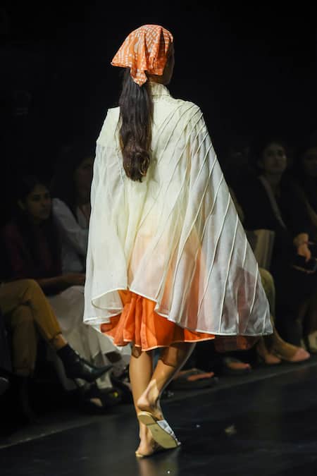 Buy_EK Katha_Off White Kota Doria, Silk Organza Embroidery Collared Ombre Dress 