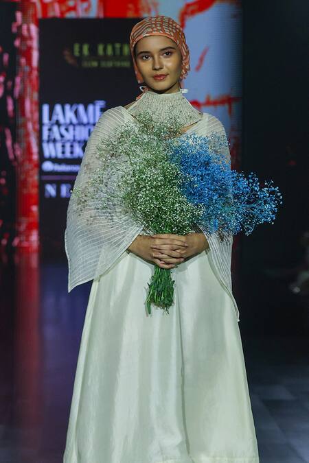 Buy EK Katha Off White Handloom Cotton, Kota Doria Embroidery Cord Cape Dress With Belt Online at Aza Fashions Buy_EK Katha_Off White Handloom Cotton, Kota Doria Embroidery Cord Cape Dress With Belt _Online_at_Aza_Fashions