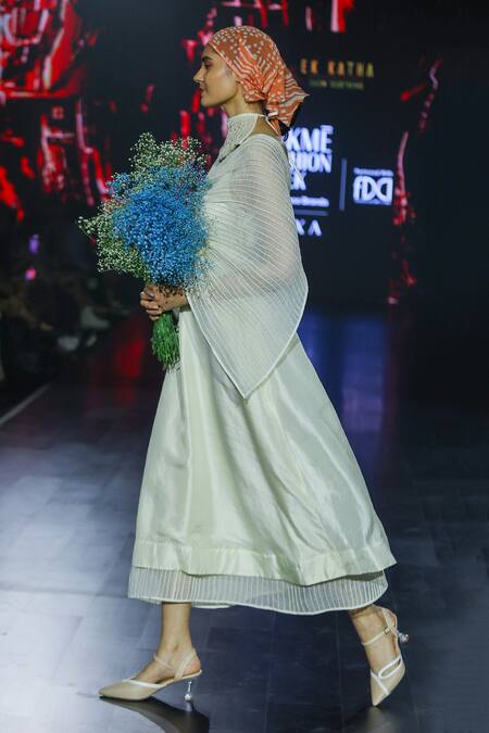 EK Katha_Off White Handloom Cotton, Kota Doria Embroidery Cord Cape Dress With Belt _at_Aza_Fashions