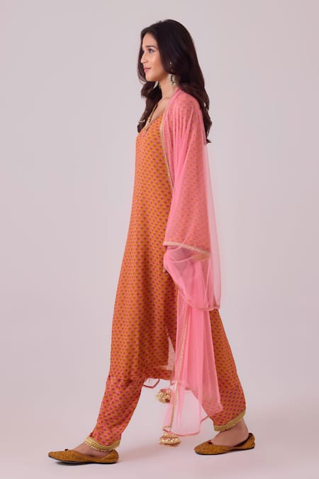 Buy Nikasha Peach Georgette Gota Patti, Beads, Tassels V-neck Floral Embroidered Kurta Set Online at Aza Fashions Buy_Nikasha_Peach Georgette Gota Patti, Beads, Tassels V-neck Floral Embroidered Kurta Set _Online_at_Aza_Fashions