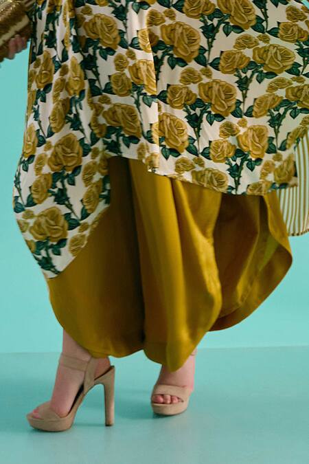 Buy_Nikasha_Yellow V-neck Floral Print Kaftan With Pant _Online_at_Aza_Fashions