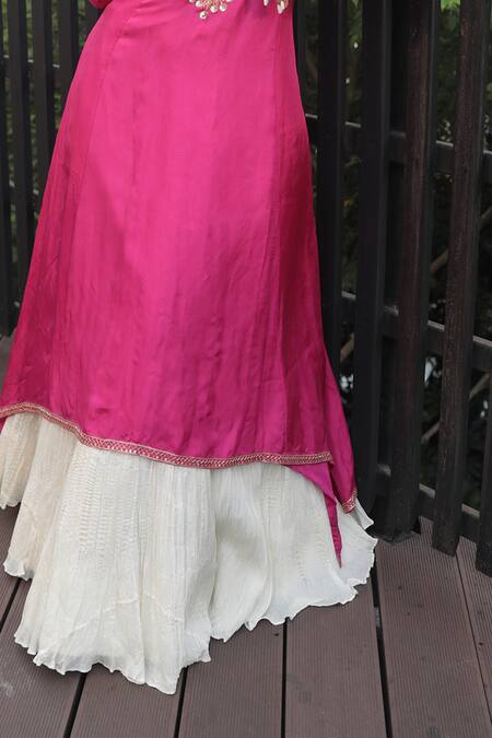Bandhani Pink Silk, Taffeta, Crepe Embroidery V-neck High Low Kurta Online at Aza Fashions Bandhani_Pink Silk, Taffeta, Crepe Embroidery V-neck High Low Kurta _Online_at_Aza_Fashions
