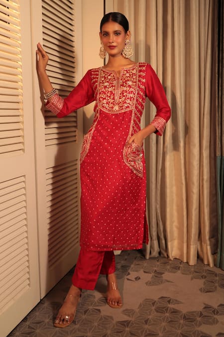 Bandhani Red Silk Print Zardosi Notched Embroidered Straight Kurta With Pant 