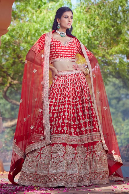 Azeera Lavanya Embroidered Bridal Lehenga Set 