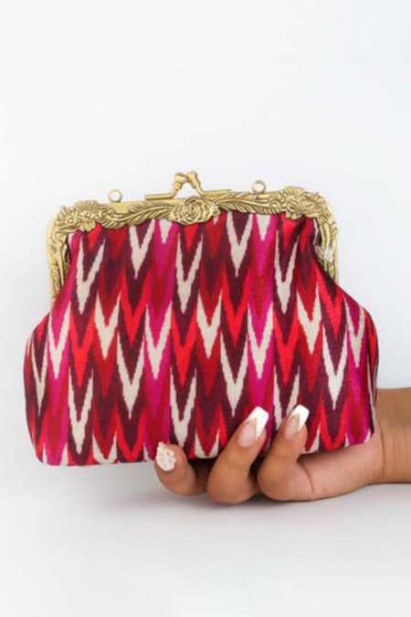 Buy_Vareli Bafna_Red Print Ikkat Pattern Clutch _Online_at_Aza_Fashions