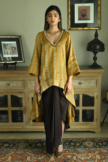 Shorshe Clothing Oonch Neech Kurta With Cowl Skirt 