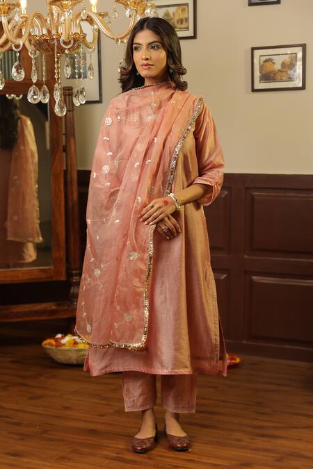 Shop_ASRUMO_Pink Chanderi Embroidery, Gota Patti Split V-neck Zari Kurta Pant Set _Online_at_Aza_Fashions