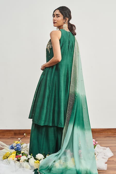 Disha Muchhala Cutdana & Sequin Embroidered Kurta Pant Set 