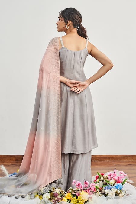 Disha Muchhala Pearl & Cutdana Embroidered Kurta Pant Set 