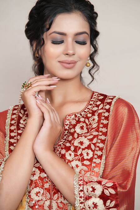 Buy_Jyoti Bansal_Orange Velvet, Tissue, Cotton Mirrors, Zari Floral Patchwork Embroidered Kaftan _Online_at_Aza_Fashions