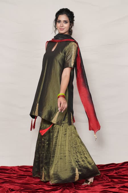 Shop_Jyoti Bansal_Black Tissue Tassels, Zari Keyhole Neck Ombre Kurta Sharara Set _Online_at_Aza_Fashions