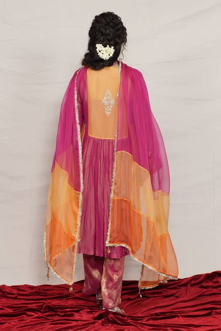 Shop_Jyoti Bansal_Pink Tissue, Organza Mirrors, Zari Split V-neck Work Kurta Set _at_Aza_Fashions