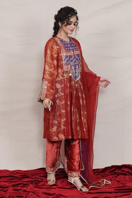 Jyoti Bansal_Red Tissue, Velvet, Organza Mirrors, Zari, Embroidery Floral Woven Kurta Set _Online_at_Aza_Fashions