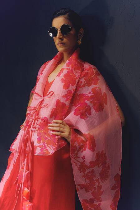 Richa Khemka_Pink Organza, Modal Shawl Neck Roziena Floral Pattern Overlay With Dress _Online_at_Aza_Fashions