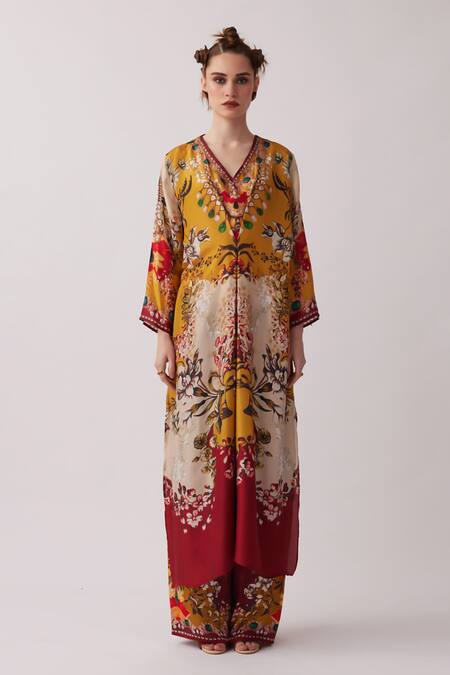 Rajdeep Ranawat_Red Silk Embroidery V-neck Banno Floral Print Kaftan _Online_at_Aza_Fashions