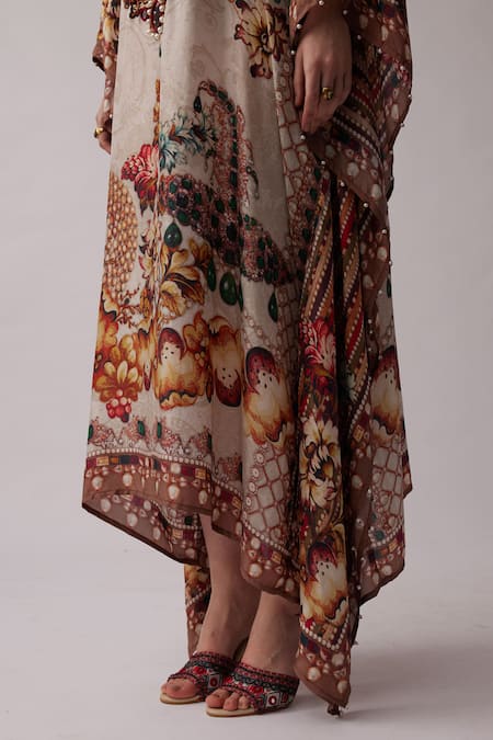 Buy_Rajdeep Ranawat_Beige Silk Mirrors, Embroidery Bandeau Neck Sharifa Floral Print Kaftan Shirt 