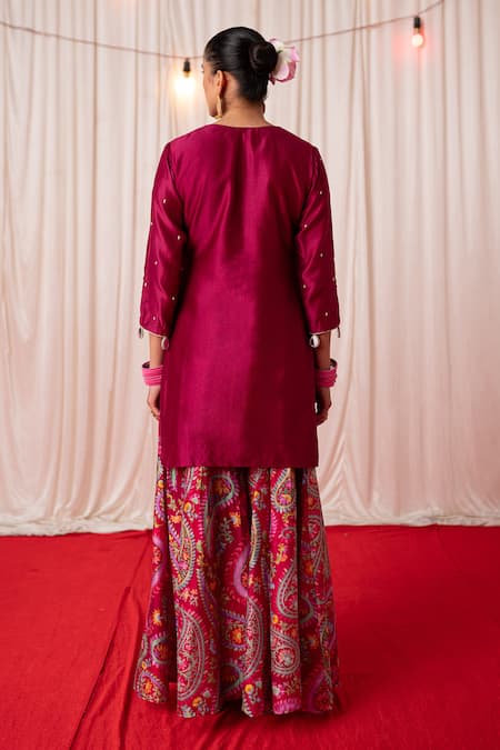 Shop Chrkha Maroon Chanderi Silk Print Mirror V-neck Paisley Kurta And Sharara Set at Aza Fashions Shop_Chrkha_Maroon Chanderi Silk Print Mirror V-neck Paisley Kurta And Sharara Set _at_Aza_Fashions