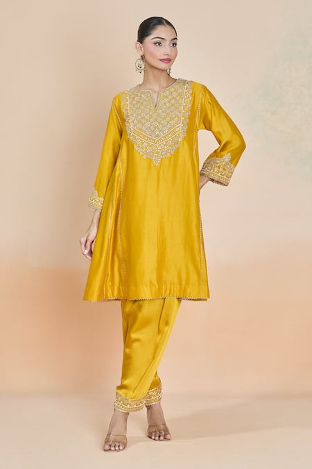 Sheetal Batra Floral Embroidered Kurta & Salwar Set 