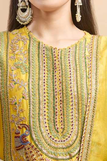 Buy_Anamika Khanna_Yellow Silk Sequins, Embroidery Round Neck Floral Kurta Set _Online_at_Aza_Fashions