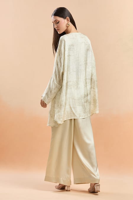 Saaksha & Kinni Placed Embroidered Kaftan Top 