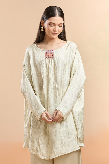 Saaksha & Kinni_White Cotton Embroidery Boat Neck Placed Kaftan Top _at_Aza_Fashions