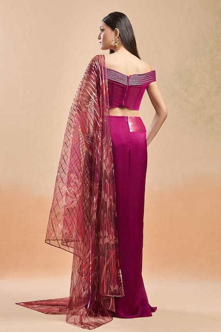 Shop_Amit Aggarwal_Fuchsia Silk, Chiffon Beads Sweetheart Neck Embellished Pre-draped Saree Set _at_Aza_Fashions