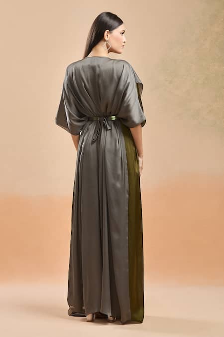 Shop_Amit Aggarwal_Green Embellished Polymer Round Color Block Pleated Kaftan _at_Aza_Fashions