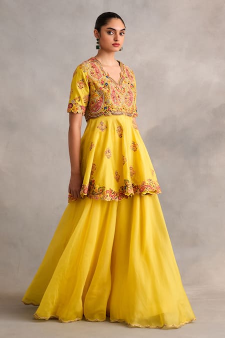 Petticoat Lane By Divya_Yellow Organza, Chanderi Pearls, Sequins Scoop Floral Paisley Peplum Kurta Set _Online_at_Aza_Fashions