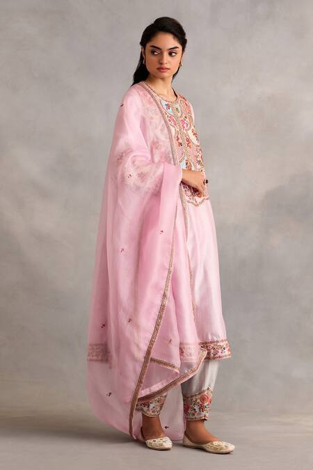 Petticoat Lane By Divya_Pink Organza, Chanderi Pearls, Sequins, Embroidery Round Floral Kurta Pant Set _at_Aza_Fashions