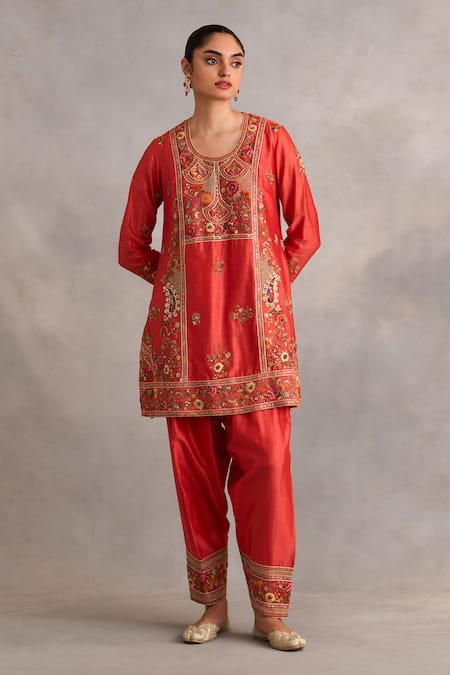 Petticoat Lane by Divya Orange Chanderi Embroidered Thread Round Paisley Vine Phiran Kurta With Salwar 