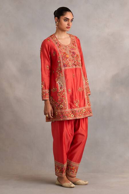 Petticoat Lane By Divya Orange Chanderi Sequins, Pearls, Embroidery Round Neck Phiran Kurta Set Online at Aza Fashions Petticoat Lane By Divya_Orange Chanderi Sequins, Pearls, Embroidery Round Neck Phiran Kurta Set _Online_at_Aza_Fashions