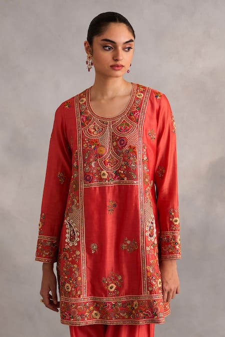 Shop Petticoat Lane By Divya Orange Chanderi Sequins, Pearls, Embroidery Round Neck Phiran Kurta Set Online at Aza Fashions Shop_Petticoat Lane By Divya_Orange Chanderi Sequins, Pearls, Embroidery Round Neck Phiran Kurta Set _Online_at_Aza_Fashions