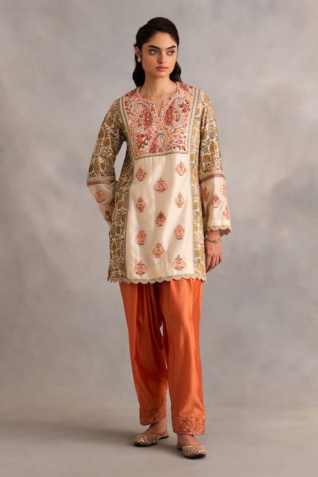 Petticoat Lane by Divya Ivory Chanderi Embroidered Thread Notched Paisley Short Kurti With Salwar 