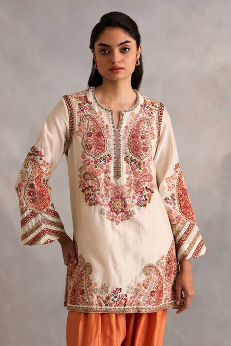 Petticoat Lane By Divya Ivory Chanderi Beads, Embroidery Collared Paisley Floral Kurta Set Online at Aza Fashions Petticoat Lane By Divya_Ivory Chanderi Beads, Embroidery Collared Paisley Floral Kurta Set _Online_at_Aza_Fashions