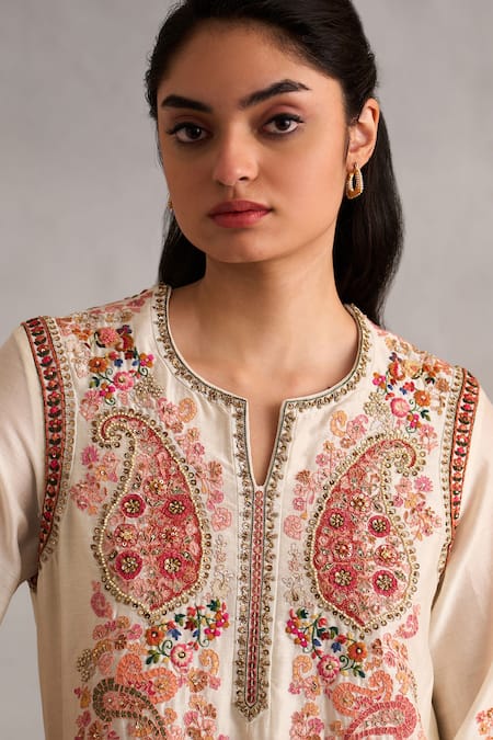 Buy Petticoat Lane By Divya Ivory Chanderi Beads, Embroidery Collared Paisley Floral Kurta Set Online at Aza Fashions Buy_Petticoat Lane By Divya_Ivory Chanderi Beads, Embroidery Collared Paisley Floral Kurta Set _Online_at_Aza_Fashions