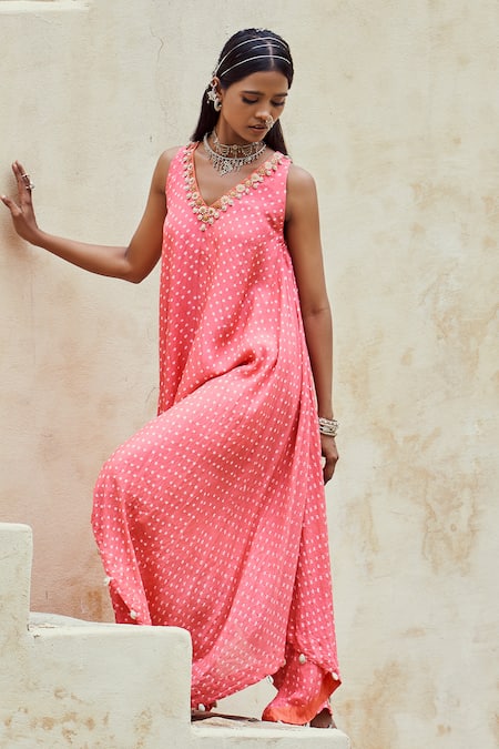 Pink City by Sarika Peach Silk Embroidery Tikki V Sequin And Shell Neckline Bandhej Kurta With Pant 