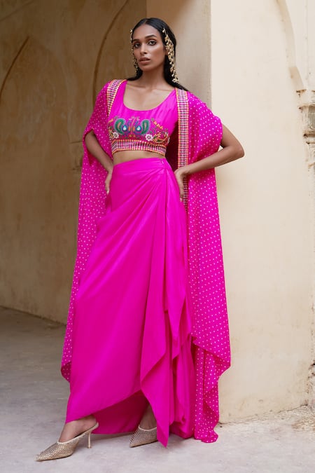 Pink City by Sarika Bandhani Pattern Embellished Cape & Draped Skirt Set 