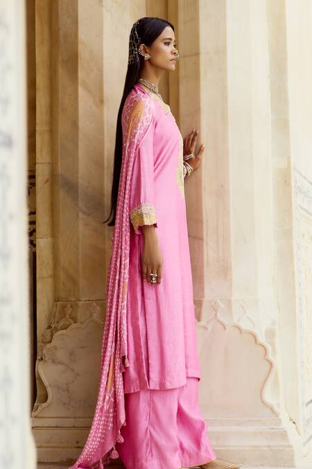 Shop Pink City By Sarika Pink , Chanderi, Organza Embroidery Round Surajmukhi Kurta Pant Set Online at Aza Fashions Shop_Pink City By Sarika_Pink , Chanderi, Organza Embroidery Round Surajmukhi Kurta Pant Set _Online_at_Aza_Fashions