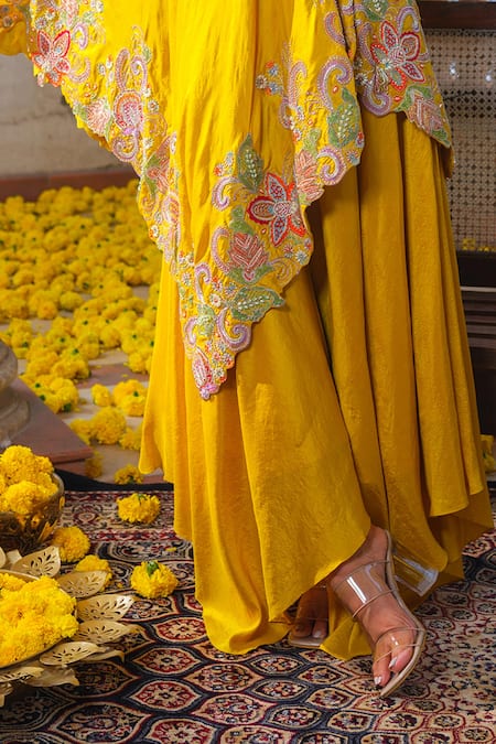 Buy_Anu Pellakuru_Yellow Silk Pearls, Beads One Glass And Embroidered Kaftan Tunic & Pant Set _Online_at_Aza_Fashions