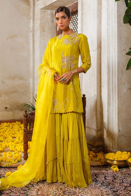 Anu Pellakuru Yellow Chinnon Chiffon Embroidery Zari Round Blossom Garden Kurta Sharara Set 