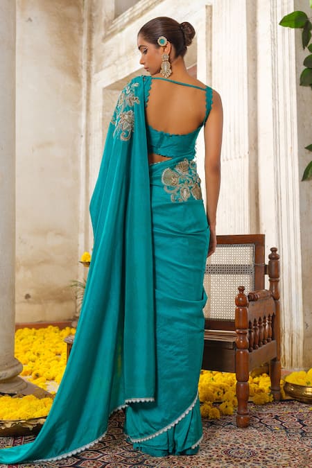 Anu Pellakuru Gul Vine Embroidered Saree Set 